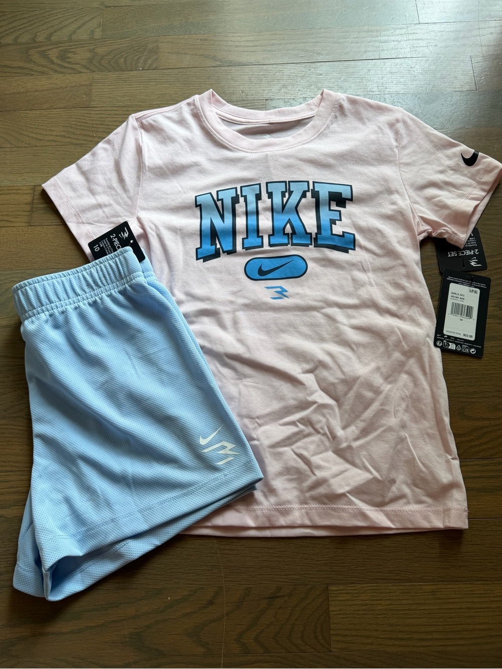 NWT Nike Girls Set size 10